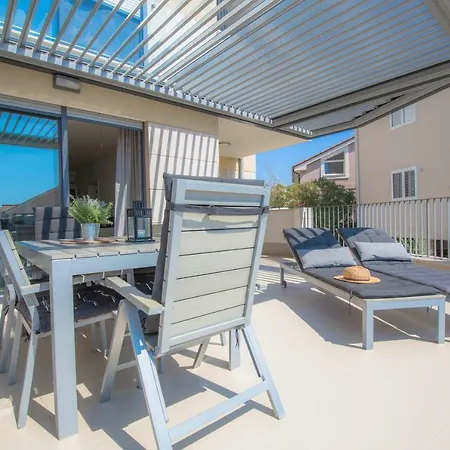 Zorka Appartamento Primošten